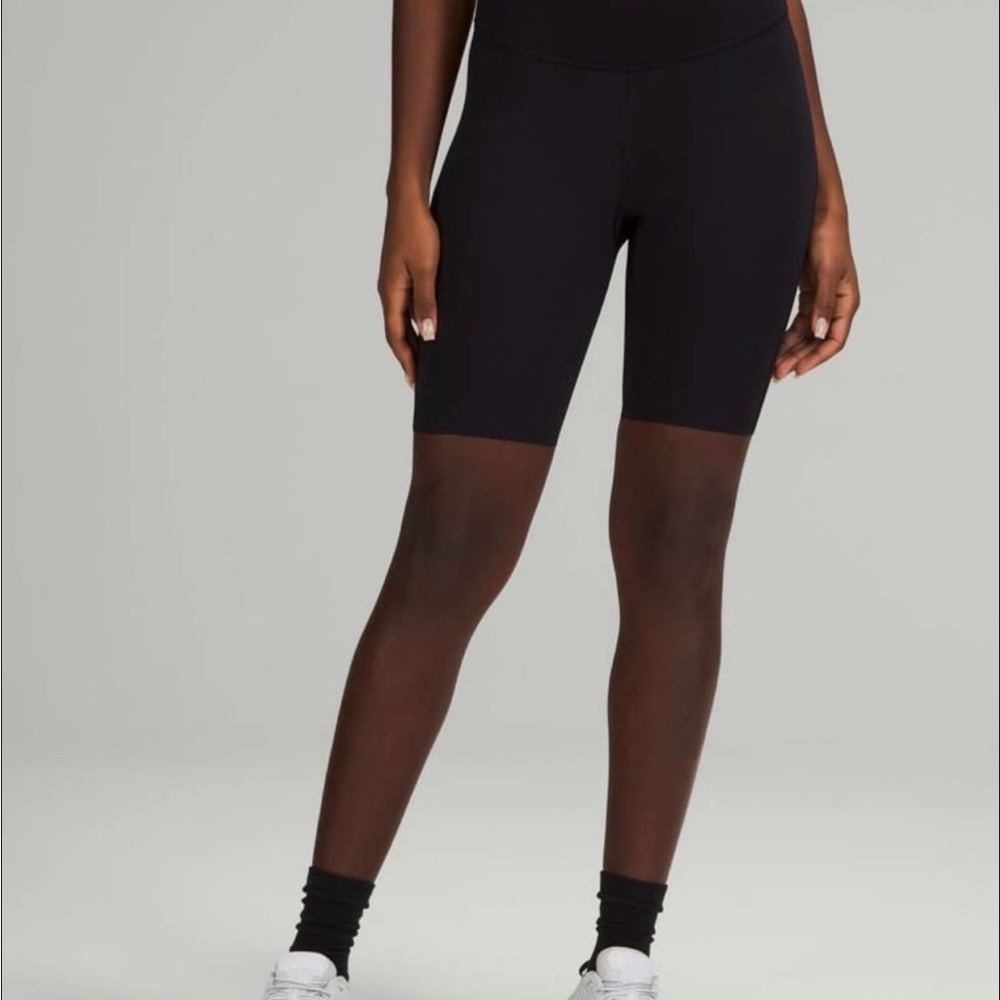 Lululemon Base Pace High-Rise Short 8 size 4